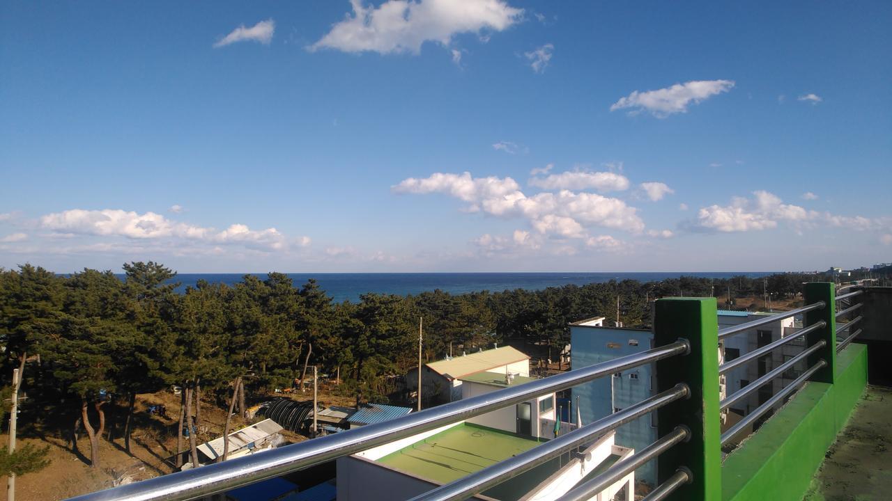 Seolhwa Motel Yangyang Exterior photo