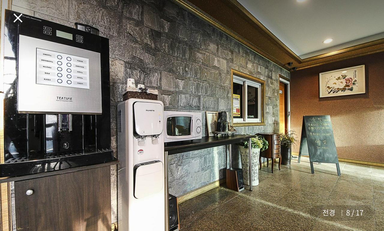 Seolhwa Motel Yangyang Exterior photo